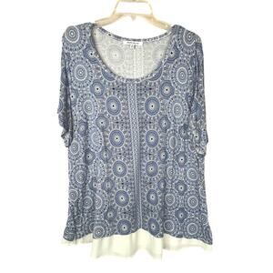 Rose + Olive chiffon trim top, blue/white circle pattern, size 3X, EUC